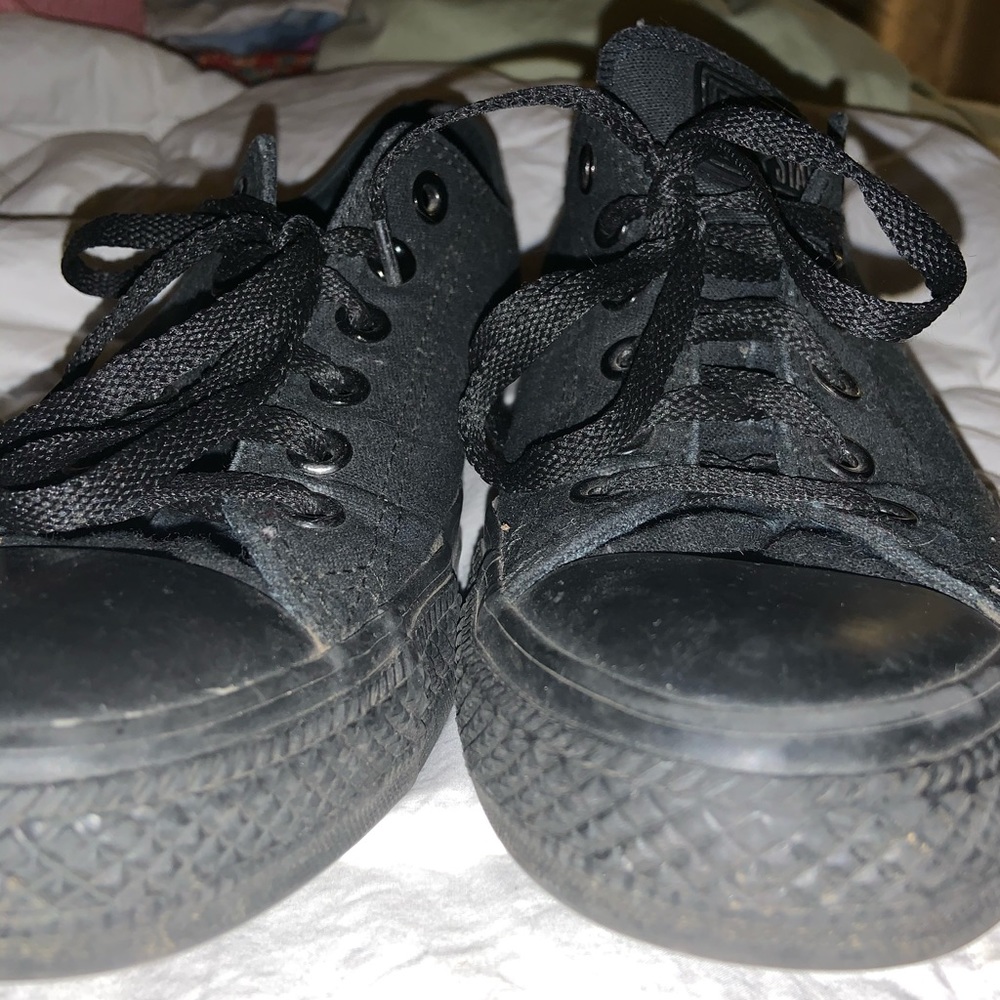 Black on black converse! Size 9 Women’s